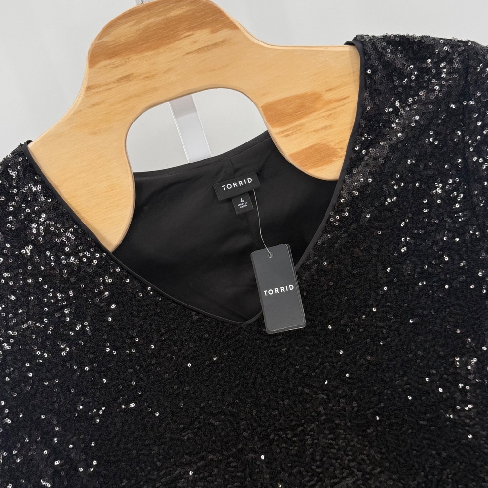 Torrid Sequin Shift Dress Sparkly Sequins New Years Party Cocktail Plus 4 4X 26